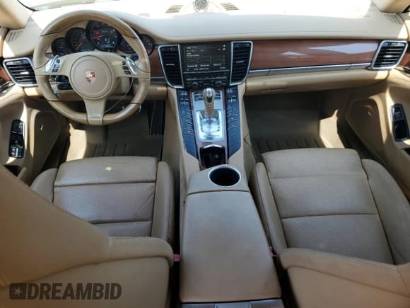 ✅ 2015 Porsche Panamera 4 • VIN: WP0AA2A79FL001728 • Лот: 62380405. Опубликован ранее на Copart с пробегом 129 232 миль. Бесплатный доступ к архиву аукционных продаж из США и подробный отчёт об истории автомобиля на DreamBid. Изображение 8.