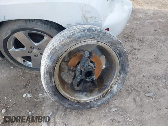 ✅ 2007 Chevrolet HHR LT • VIN: 3GNDA33P77S565137 • Lot: 41241847. Listed on IAAI with 116,967 mi. Free auction sales archive from the USA and detailed vehicle history report at DreamBid. Image 11.