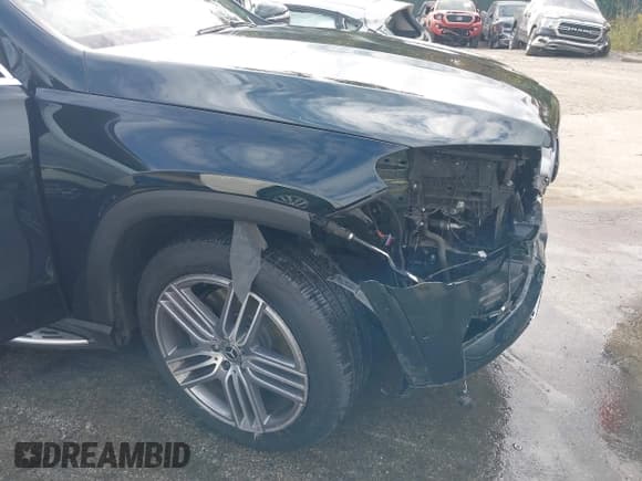 ✅ 2022 Mercedes-Benz GLS 450 • VIN: 4JGFF5KE8NA652747 • Lot: 43555885. Listed on IAAI with 31,148 mi. Free auction sales archive from the USA and detailed vehicle history report at DreamBid. Image 6.