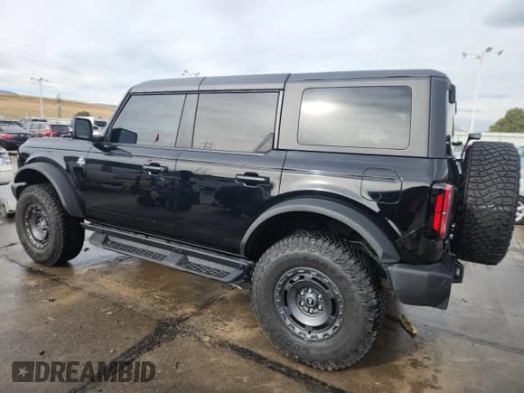 ✅ 2024 Ford Bronco Outer Banks • VIN: 1FMDE8BH2RLA99402 • Lot: 90545515. Listed on Copart with 24,363 mi. Free auction sales archive from the USA and detailed vehicle history report at DreamBid. Image 2.