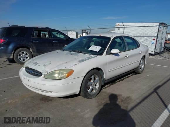 ✅ 2002 Ford Taurus SE Standard • VIN: 1FAFP53U42G236197 • Lot: 43579619. Listed on IAAI with 326,254 mi. Free auction sales archive from the USA and detailed vehicle history report at DreamBid. Image 6.