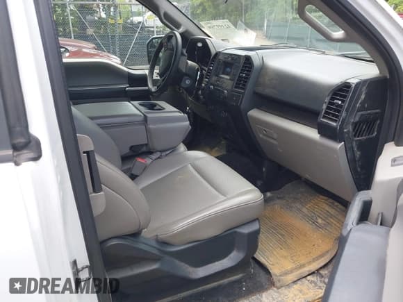 ✅ 2019 Ford F-150 XL • VIN: 1FTFX1E56KFA30894 • Лот: 42399769. Опубликован ранее на IAAI с пробегом 125 934 миль. Бесплатный доступ к архиву аукционных продаж из США и подробный отчёт об истории автомобиля на DreamBid. Изображение 5.