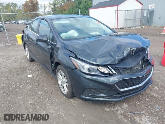 ✅ 2018 Chevrolet Cruze LT • VIN: 1G1BE5SM0J7209778 • Лот: 43290097. Опубликован ранее на IAAI с пробегом 47 625 миль. Бесплатный доступ к архиву аукционных продаж из США и подробный отчёт об истории автомобиля на DreamBid. Изображение 1.