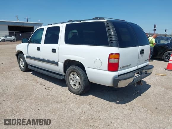 ✅ 2002 Chevrolet Suburban LS • VIN: 3GNEC16Z62G329185 • Лот: 42407727. Опубликован ранее на IAAI с пробегом 237 042 миль. Бесплатный доступ к архиву аукционных продаж из США и подробный отчёт об истории автомобиля на DreamBid. Изображение 3.