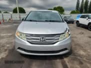 ✅ 2013 Honda Odyssey LX • VIN: 5FNRL5H28DB065414 • Lot: 71260435. Listed on Copart with 159,543 mi. Free auction sales archive from the USA and detailed vehicle history report at DreamBid. Image 5.