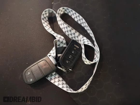 ✅ 2018 Jeep Compass Sport • VIN: 3C4NJCAB4JT318163 • Лот: 41890363. Опубликован ранее на IAAI с пробегом 70 904 миль. Бесплатный доступ к архиву аукционных продаж из США и подробный отчёт об истории автомобиля на DreamBid. Изображение 11.