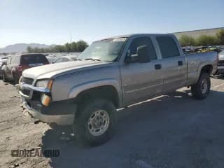 ✅ 2003 Chevrolet Silverado 2500HD LS • VIN: 1GCHK23UX3F232209 • Lot: 63326655. Listed on Copart with 96,576 mi. Free auction sales archive from the USA and detailed vehicle history report at DreamBid. Image 1.