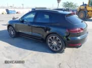 ✅ 2018 Porsche Macan GTS • VIN: WP1AG2A54JLB64808 • Lot: 43214333. Listed on IAAI with 88,866 mi. Free auction sales archive from the USA and detailed vehicle history report at DreamBid. Image 3.