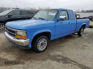 1990 Dodge Dakota with VIN 1B7FL23X2LS638751, listed as a Copart auction lot 44015715 with 197,199 mi miles and Non repairable. Bid and sale history available at DreamBid. Image 1.
