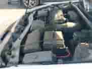 1998 Saturn SL z VIN 1G8ZF5284WZ303478, wystawiony jako IAAI lot #42946026 z przebiegiem 175 786 mil mil oraz . Historia ofert i sprzedaży dostępna na DreamBid. Obrazek 12.