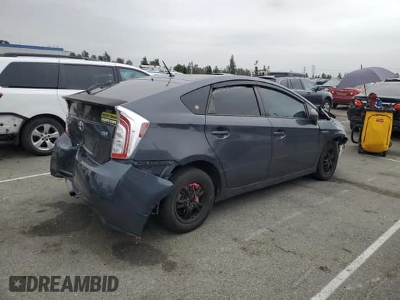 ✅ 2013 Toyota Prius Two • VIN: JTDKN3DU1D5620776 • Лот: 93086675. Опубликован ранее на Copart с пробегом 217 498 миль. Бесплатный доступ к архиву аукционных продаж из США и подробный отчёт об истории автомобиля на DreamBid. Изображение 3.