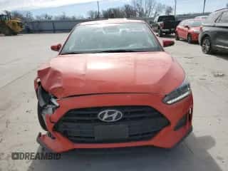 2019 Hyundai Veloster Premium z VIN KMHTG6AF9KU014727, wystawiony jako Copart lot #42148395 z przebiegiem 45 340 mil mil oraz Szkoda całkowita • Salvage title. Historia ofert i sprzedaży dostępna na DreamBid. Obrazek 5.