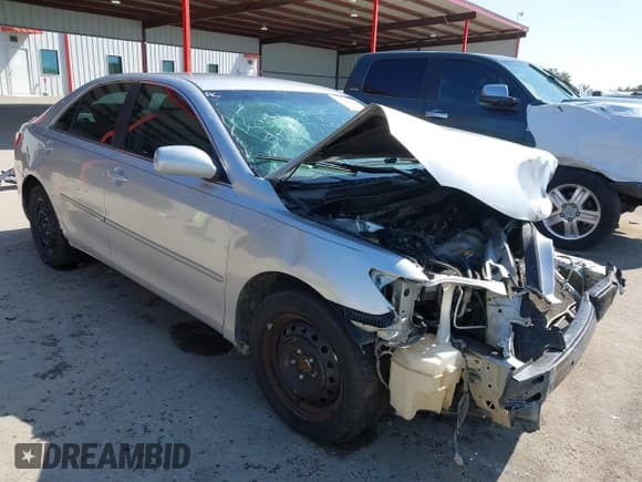 ✅ 2010 Toyota Camry • VIN: 4T4BF3EK8AR017319 • Lot: 43508181. Wystawiony na IAAI z przebiegiem 210 204 mil. Bezpłatny archiwum sprzedaży aukcyjnych z USA i szczegółowy raport historii pojazdu na DreamBid. Zdjęcie 1.