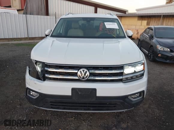 ✅ 2018 Volkswagen Atlas SEL Premium • VIN: 1V2NR2CA6JC537949 • Лот: 43666355. Опубликован ранее на IAAI с пробегом 62 238 миль. Бесплатный доступ к архиву аукционных продаж из США и подробный отчёт об истории автомобиля на DreamBid. Изображение 12.