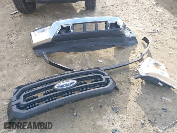 ✅ 2021 Ford F-150 XL • VIN: 1FTFW1CD4MFC76410 • Lot: 41405983. Wystawiony na IAAI z przebiegiem 79 768 mil. Bezpłatny archiwum sprzedaży aukcyjnych z USA i szczegółowy raport historii pojazdu na DreamBid. Zdjęcie 12.