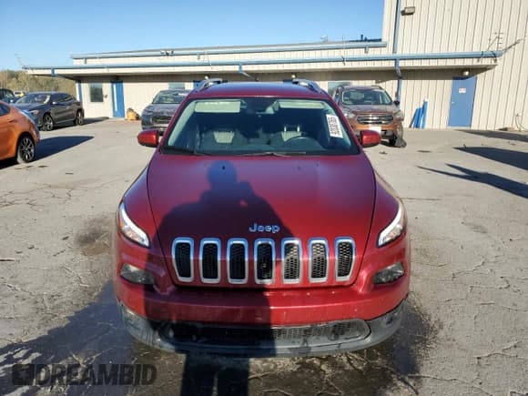 ✅ 2014 Jeep Cherokee Latitude • VIN: 1C4PJLCB3EW217640 • Лот: 92030765. Опубликован ранее на Copart с пробегом 115 016 миль. Бесплатный доступ к архиву аукционных продаж из США и подробный отчёт об истории автомобиля на DreamBid. Изображение 5.