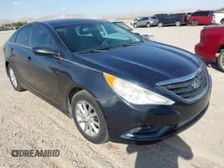 2013 Hyundai Sonata GLS z VIN 5NPEB4ACXDH809188, wystawiony jako IAAI lot #42550418 z przebiegiem 104 233 mil mil oraz . Historia ofert i sprzedaży dostępna na DreamBid. Obrazek 1.