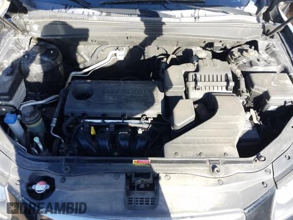 ✅ 2012 Hyundai Santa Fe GLS • VIN: 5XYZG3AB2CG163493 • Lot: 54890731. Listed on Copart with 127,220 mi. Free auction sales archive from the USA and detailed vehicle history report at DreamBid. Image 7.