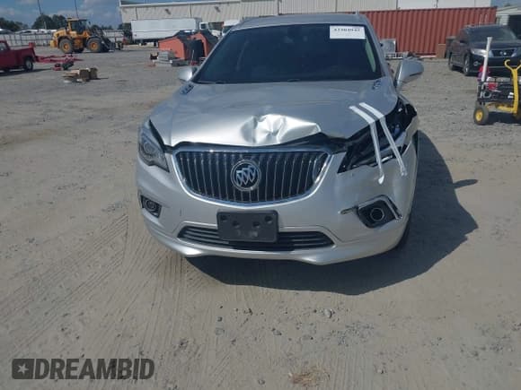 ✅ 2018 Buick Envision Essence • VIN: LRBFX1SA4JD027552 • Lot: 43304945. Wystawiony na IAAI z przebiegiem 147 409 mil. Bezpłatny archiwum sprzedaży aukcyjnych z USA i szczegółowy raport historii pojazdu na DreamBid. Zdjęcie 6.