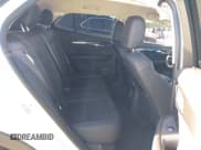 ✅ 2025 Buick Envision Preferred • VIN: LRBFZKE48SD079953 • Lot: 43431696. Wystawiony na IAAI z przebiegiem 6 276 mil. Bezpłatny archiwum sprzedaży aukcyjnych z USA i szczegółowy raport historii pojazdu na DreamBid. Zdjęcie 8.