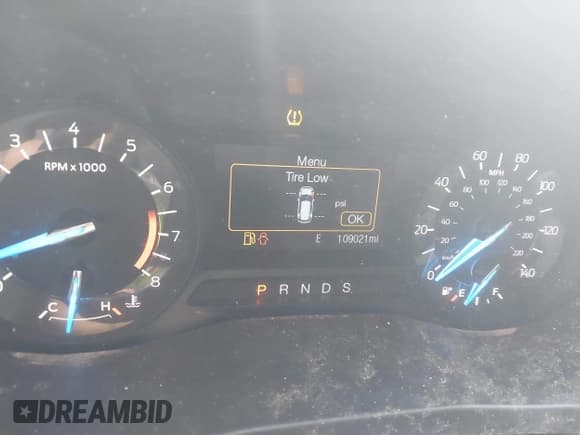 ✅ 2018 Ford Explorer • VIN: 1FM5K7B82JGB99729 • Lot: 39946752. Wystawiony na IAAI z przebiegiem 109 021 mil. Bezpłatny archiwum sprzedaży aukcyjnych z USA i szczegółowy raport historii pojazdu na DreamBid. Zdjęcie 7.