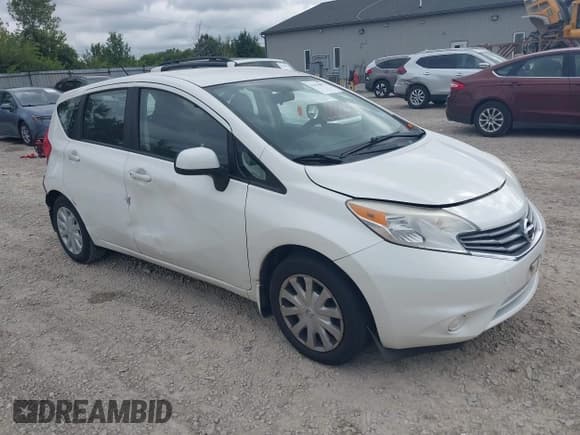 ✅ 2014 Nissan Note S Plus • VIN: 3N1CE2CP1EL391773 • Lot: 43118071. Wystawiony na IAAI z przebiegiem 76 006 mil. Bezpłatny archiwum sprzedaży aukcyjnych z USA i szczegółowy raport historii pojazdu na DreamBid. Zdjęcie 1.
