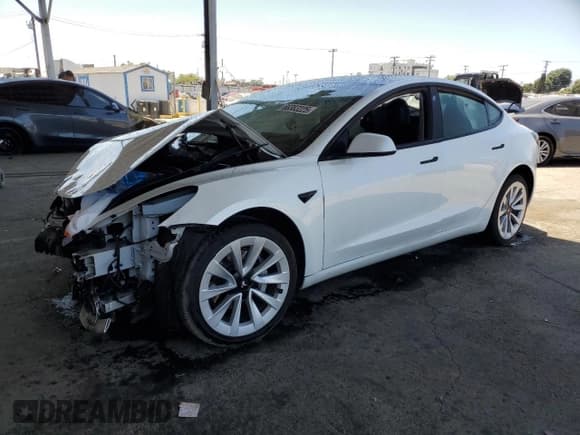 ✅ 2022 Tesla Model 3 Long Range • VIN: 5YJ3E1EB1NF128500 • Лот: 66383225. Опубликован ранее на Copart с пробегом 42 681 миль. Бесплатный доступ к архиву аукционных продаж из США и подробный отчёт об истории автомобиля на DreamBid. Изображение 1.
