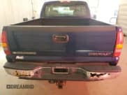 ✅ 2002 Chevrolet Silverado 2500HD LS • VIN: 1GCHK29UX2E202204 • Лот: 81839385. Опубликован ранее на Copart с пробегом 111 639 миль. Бесплатный доступ к архиву аукционных продаж из США и подробный отчёт об истории автомобиля на DreamBid. Изображение 6.