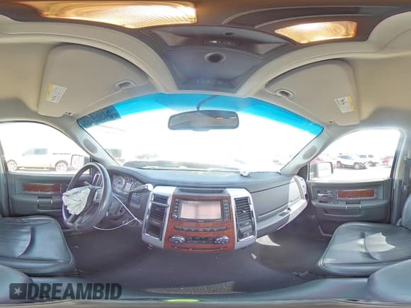 ✅ 2009 Dodge 1500 Laramie • VIN: 1D3HB18T99S731360 • Lot: 54969195. Wystawiony na Copart z przebiegiem 164 827 mil. Bezpłatny archiwum sprzedaży aukcyjnych z USA i szczegółowy raport historii pojazdu na DreamBid. Zdjęcie 15.