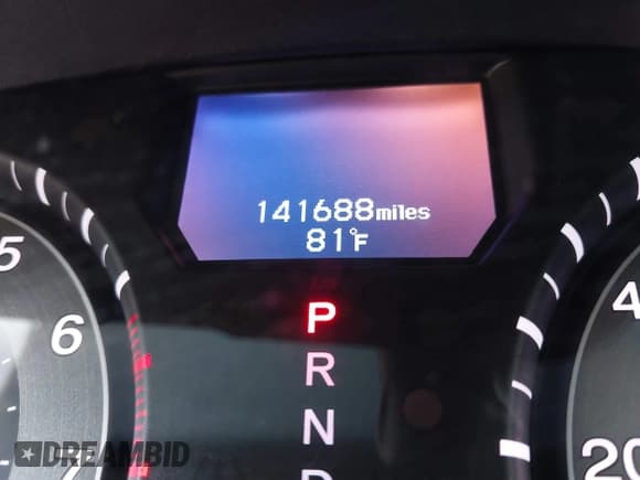 ✅ 2014 Honda Odyssey Touring • VIN: 5FNRL5H96EB083005 • Lot: 43019031. Listed on IAAI with 141,688 mi. Free auction sales archive from the USA and detailed vehicle history report at DreamBid. Image 16.