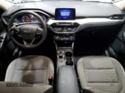 ✅ 2020 Ford Escape SE • VIN: 1FMCU9G61LUC10650 • Лот: 90454765. Опубликован ранее на Copart с пробегом 62 346 миль. Бесплатный доступ к архиву аукционных продаж из США и подробный отчёт об истории автомобиля на DreamBid. Изображение 8.