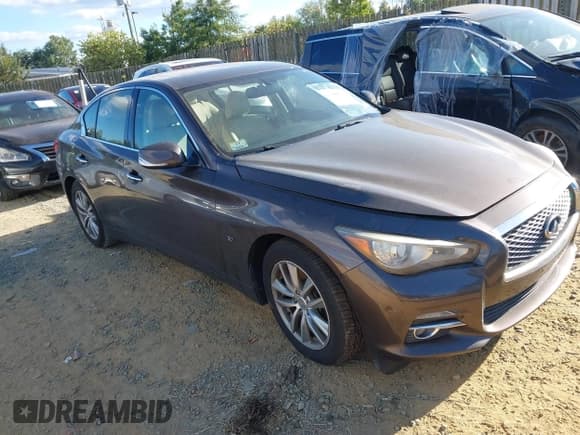 ✅ 2014 Infiniti Q50 Premium • VIN: JN1BV7AR3EM683024 • Lot: 43380316. Wystawiony na IAAI z przebiegiem 192 031 mil. Bezpłatny archiwum sprzedaży aukcyjnych z USA i szczegółowy raport historii pojazdu na DreamBid. Zdjęcie 1.