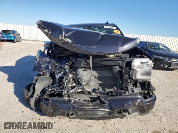 ✅ 2022 Chevrolet Silverado 1500 High Country • VIN: 1GCPAFED4NZ537631 • Лот: 76462363. Опубликован ранее на Copart с пробегом 19 794 миль. Бесплатный доступ к архиву аукционных продаж из США и подробный отчёт об истории автомобиля на DreamBid. Изображение 5.