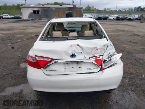 ✅ 2015 Toyota Camry XLE • VIN: 4T1BD1FKXFU160718 • Лот: 43442479. Опубликован ранее на IAAI с пробегом 488 325 миль. Бесплатный доступ к архиву аукционных продаж из США и подробный отчёт об истории автомобиля на DreamBid. Изображение 6.