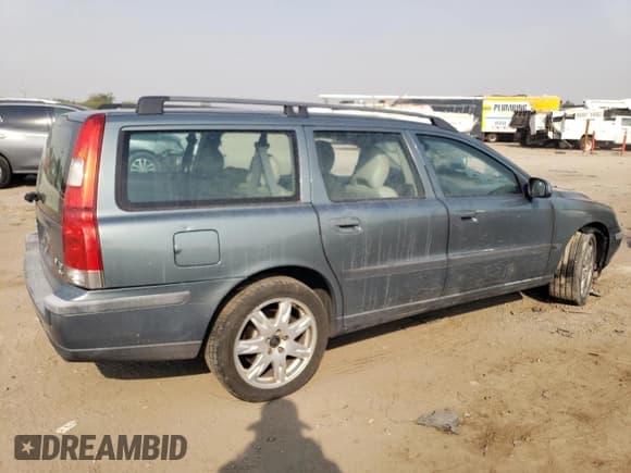 ✅ 2002 Volvo V70 • VIN: YV1SJ58DX21249326 • Lot: 70977624. Listed on Copart with Not provided. Free auction sales archive from the USA and detailed vehicle history report at DreamBid. Image 3.