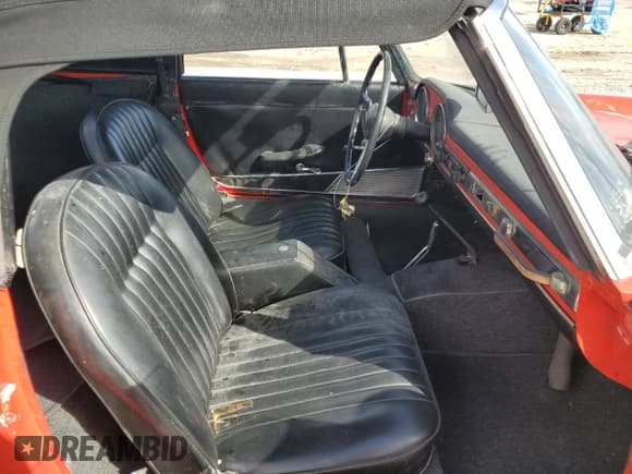 ✅ 1965 FIAT 124 Spider • VIN: 118H039439 • Lot: 78980814. Listed on Copart with 26,509 mi. Free auction sales archive from the USA and detailed vehicle history report at DreamBid. Image 10.