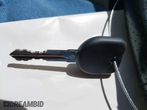 ✅ 2012 Chevrolet Silverado 1500 LT • VIN: 3GCPCSE03CG241402 • Лот: 43583888. Опубликован ранее на IAAI с пробегом 318 449 миль. Бесплатный доступ к архиву аукционных продаж из США и подробный отчёт об истории автомобиля на DreamBid. Изображение 11.