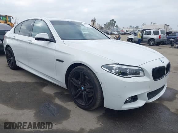 ✅ 2016 BMW 5 Series 528i • VIN: WBA5A5C56GG351291 • Lot: 43631242. Listed on IAAI with 62,032 mi. Free auction sales archive from the USA and detailed vehicle history report at DreamBid. Image 1.