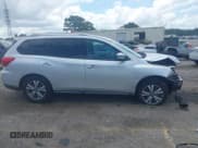 ✅ 2020 Nissan Pathfinder SL • VIN: 5N1DR2CM2LC586359 • Лот: 42830138. Опубликован ранее на IAAI с пробегом 84 500 миль. Бесплатный доступ к архиву аукционных продаж из США и подробный отчёт об истории автомобиля на DreamBid. Изображение 13.