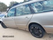 ✅ 2001 Mercedes-Benz E 320 • VIN: WDBJH65J31B207973 • Lot: 42114891. Listed on IAAI with 198,384 mi. Free auction sales archive from the USA and detailed vehicle history report at DreamBid. Image 14.