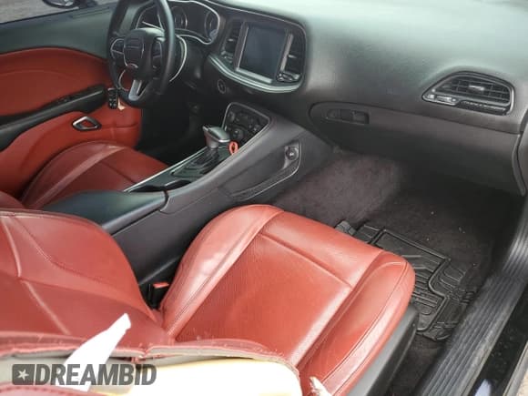 ✅ 2016 Dodge Challenger SXT Plus • VIN: 2C3CDZAG7GH129221 • Lot: 71105713. Wystawiony na Copart z przebiegiem 65 183 mil. Bezpłatny archiwum sprzedaży aukcyjnych z USA i szczegółowy raport historii pojazdu na DreamBid. Zdjęcie 8.