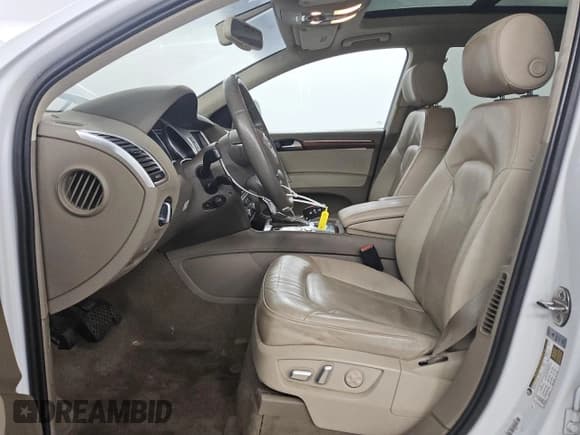 ✅ 2015 Audi Q7 Premium Plus • VIN: WA1LMAFE9FD014498 • Lot: 68560895. Listed on Copart with 192,260 mi. Free auction sales archive from the USA and detailed vehicle history report at DreamBid. Image 7.