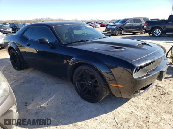 ✅ 2022 Dodge Challenger R/T Scat Pack Widebody • VIN: 2C3CDZFJ6NH164446 • Lot: 72323342. Wystawiony na Copart z przebiegiem 21 608 mil. Bezpłatny archiwum sprzedaży aukcyjnych z USA i szczegółowy raport historii pojazdu na DreamBid. Zdjęcie 4.