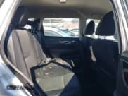 ✅ 2017 Nissan Rogue S • VIN: KNMAT2MT4HP511452 • Lot: 43183874. Listed on IAAI with 114,583 mi. Free auction sales archive from the USA and detailed vehicle history report at DreamBid. Image 8.