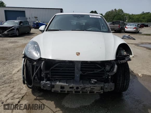 ✅ 2018 Porsche Cayenne • VIN: WP1AA2A24JKA01041 • Lot: 56931625. Wystawiony na Copart z przebiegiem 137 195 mil. Bezpłatny archiwum sprzedaży aukcyjnych z USA i szczegółowy raport historii pojazdu na DreamBid. Zdjęcie 5.