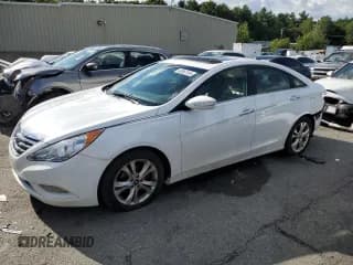 ✅ 2013 Hyundai Sonata SE • VIN: 5NPEC4AC1DH685888 • Lot: 65967454. Listed on Copart with 154,331 mi. Free auction sales archive from the USA and detailed vehicle history report at DreamBid. Image 1.