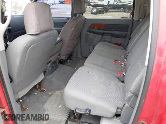 2006 Dodge 3500 SLT с VIN 3D7LL39C26G212038, выставлен на аукционе IAAI как лот 43050746 с пробегом 383 081 миль миль и . История ставок и продаж доступна на DreamBid. Изображение 8.