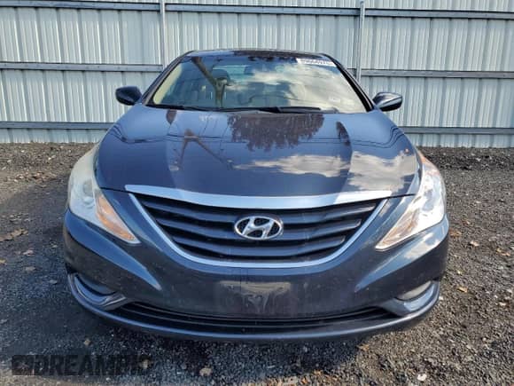 2013 Hyundai Sonata GLS z VIN 5NPEB4AC5DH763754, wystawiony jako Copart lot #89664975 z przebiegiem 138 098 mil mil oraz Szkoda całkowita • Salvage title. Historia ofert i sprzedaży dostępna na DreamBid. Obrazek 5.