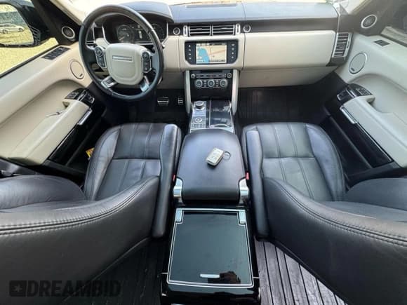 ✅ 2016 Land Rover Range Rover • VIN: SALGS3EF3GA27214 • Лот: 72090535. Опубликован ранее на Copart с пробегом 130 965 миль. Бесплатный доступ к архиву аукционных продаж из США и подробный отчёт об истории автомобиля на DreamBid. Изображение 9.