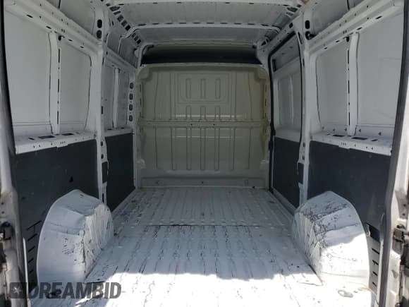 ✅ 2019 Ram ProMaster Cargo • VIN: 3C6TRVCG6KE556033 • Lot: 53682775. Listed on Copart with 230,272 mi. Free auction sales archive from the USA and detailed vehicle history report at DreamBid. Image 11.